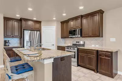 560 Saddle Ridge Dr, Bertram, TX 78605 - Photo 9