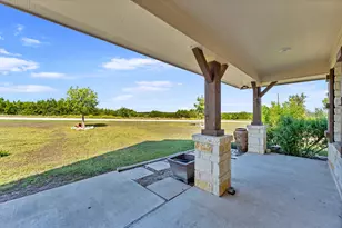 560 Saddle Ridge Dr, Bertram, TX 78605 - Photo 35