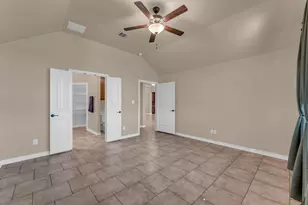 560 Saddle Ridge Dr, Bertram, TX 78605 - Photo 13