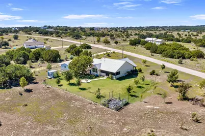560 Saddle Ridge Dr, Bertram, TX 78605 - Photo 39