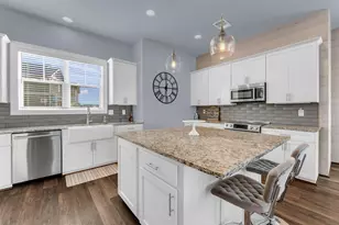 321 Island Cir, Kingsland, TX 78639 - Photo 13