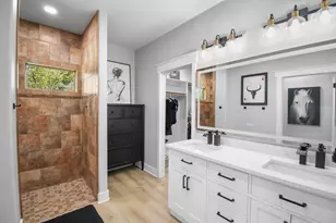 205 River Park Dr, Kingsland, TX 78639 - Photo 11