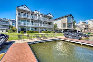 101 Island Dr, Horseshoe Bay, TX 78657 - Photo 11