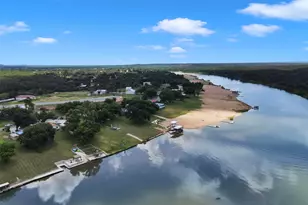 4718 River Oaks Dr Dr, Kingsland, TX 78639 - Photo 1