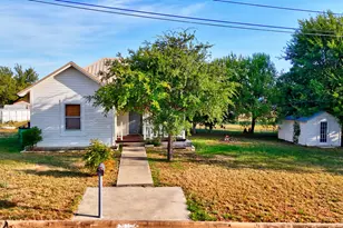 305 W Tarrant St, Llano, TX 78643 - Photo 23