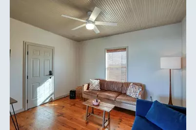305 W Tarrant Street, Llano, TX 78643 - Photo 9
