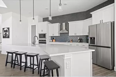 928 Broken Arrow, Horseshoe Bay, TX 78657 - Photo 5