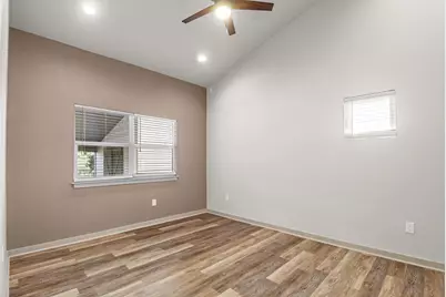 654 Maple Ln, Cottonwood Shores, TX 78657 - Photo 17