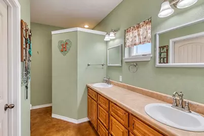 1701 W Rr 152, Llano, TX 78643 - Photo 17
