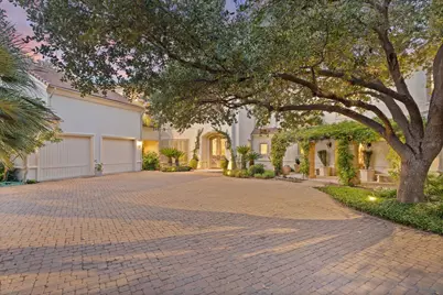 419 Matern Court, Horseshoe Bay, TX 78657 - Photo 5