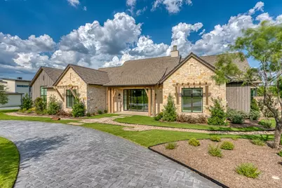 816 Trails Parkway, Horseshoe Bay, TX 78657 - Photo 5