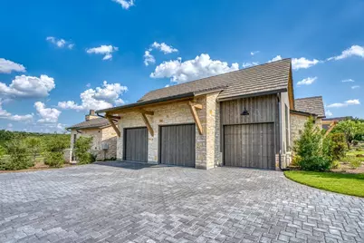 816 Trails Parkway, Horseshoe Bay, TX 78657 - Photo 37