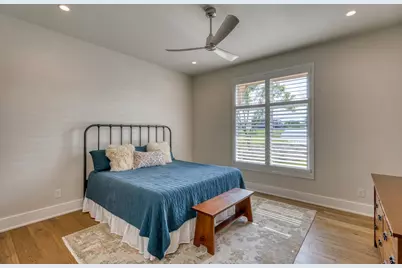 816 Trails Parkway, Horseshoe Bay, TX 78657 - Photo 25