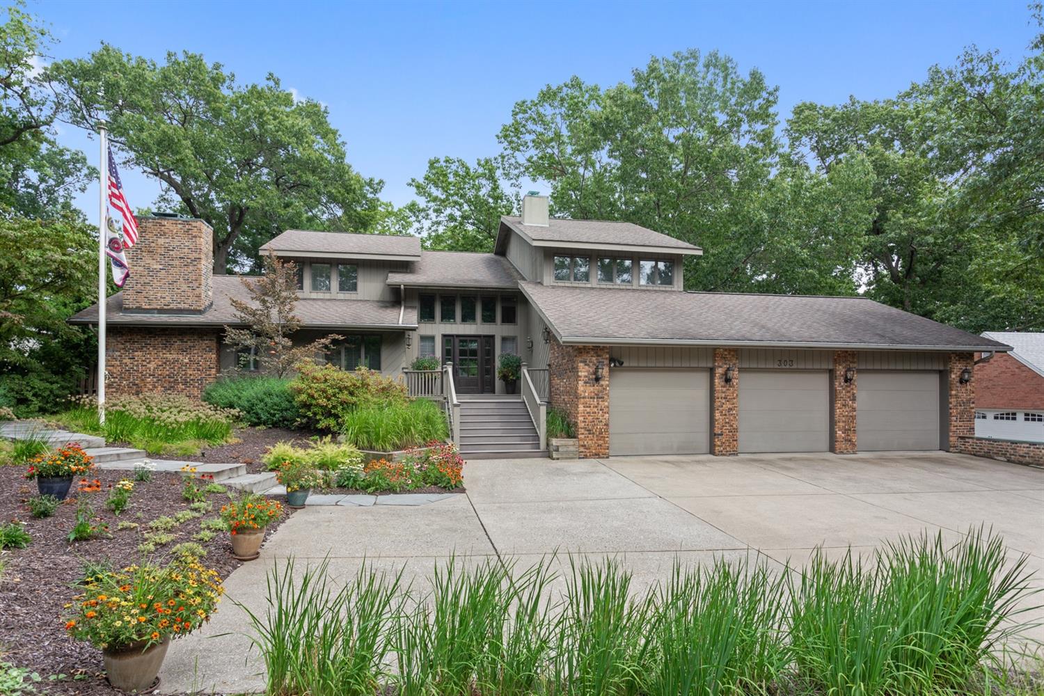 303 Moore Rd Michigan City In 46360 Mls 461325 Coldwell Banker