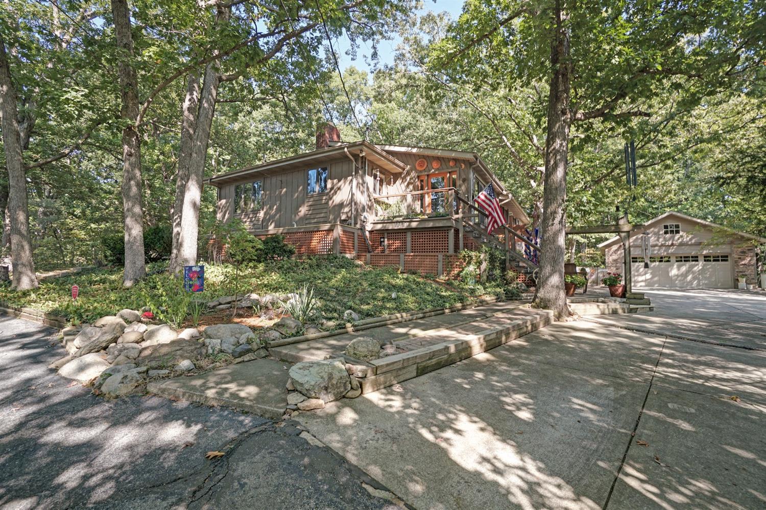 11421 Burr St, Crown Point, IN 46307 MLS 501956 Coldwell Banker