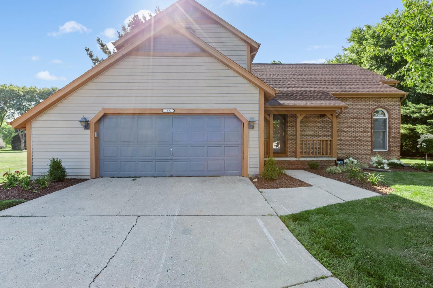 1652 Tippecanoe Ct, Valparaiso, IN 46385 MLS 516247 Coldwell Banker