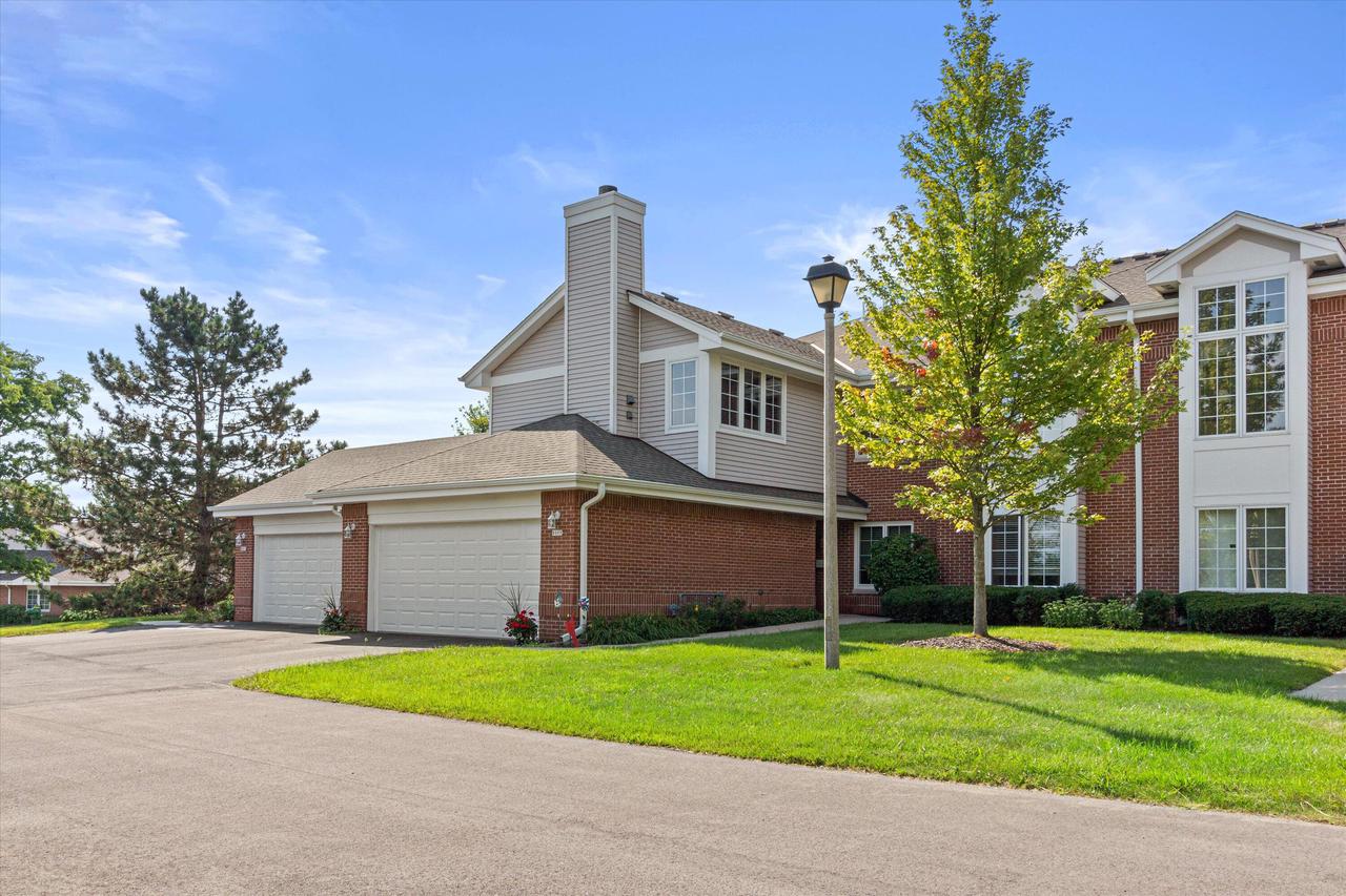 8993 Woodbridge Dr, Greendale, WI 53129 MLS 1807971 Coldwell Banker