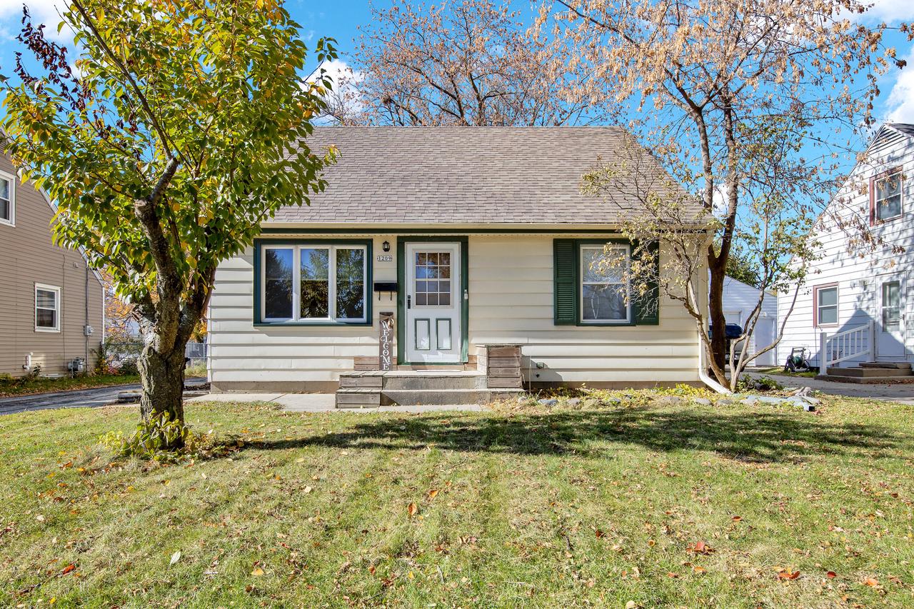1209 S 110th St, West Allis, WI 53214 MLS 1816589 Coldwell Banker