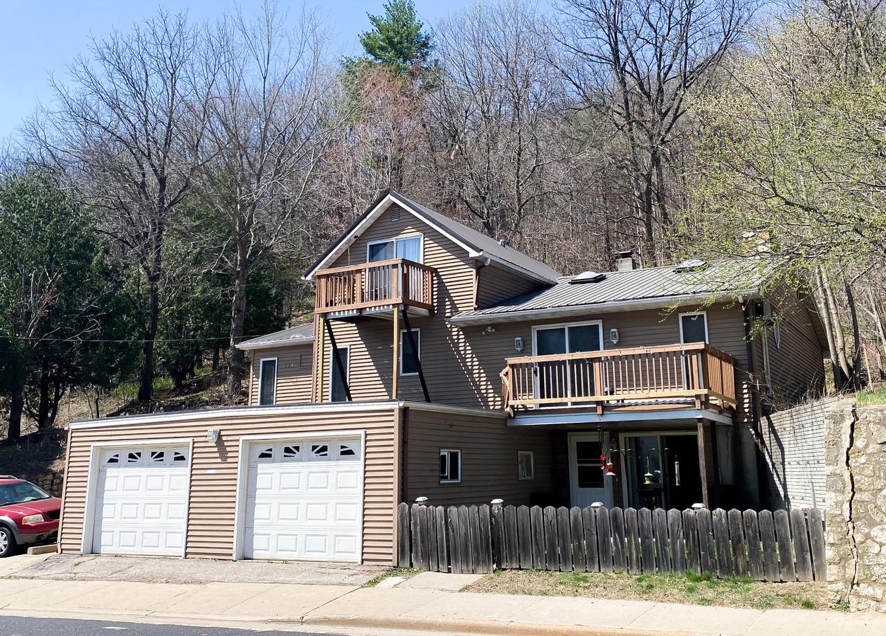 464 Main St, De Soto, WI 54624 MLS 1830806 Coldwell Banker