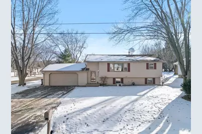 115 N Willow Avenue, Marshfield, WI 54449 - Photo 1