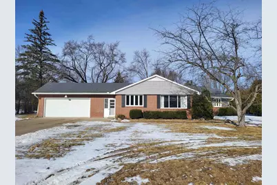 1005 Westview Drive, Marshfield, WI 54449 - Photo 1