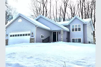 1019 Winton Street, Wausau, WI 54403 - Photo 1