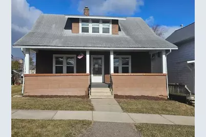 208 N Cedar Avenue, Marshfield, WI 54449 - Photo 1