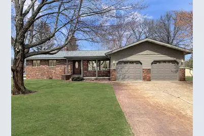 312 W Buehler Avenue, Nekoosa, WI 54457 - Photo 1