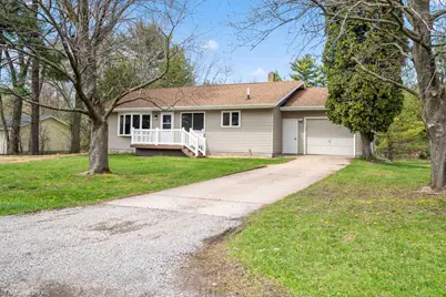 574 Cardinal Street, Wisconsin Rapids, WI 54494 - Photo 1