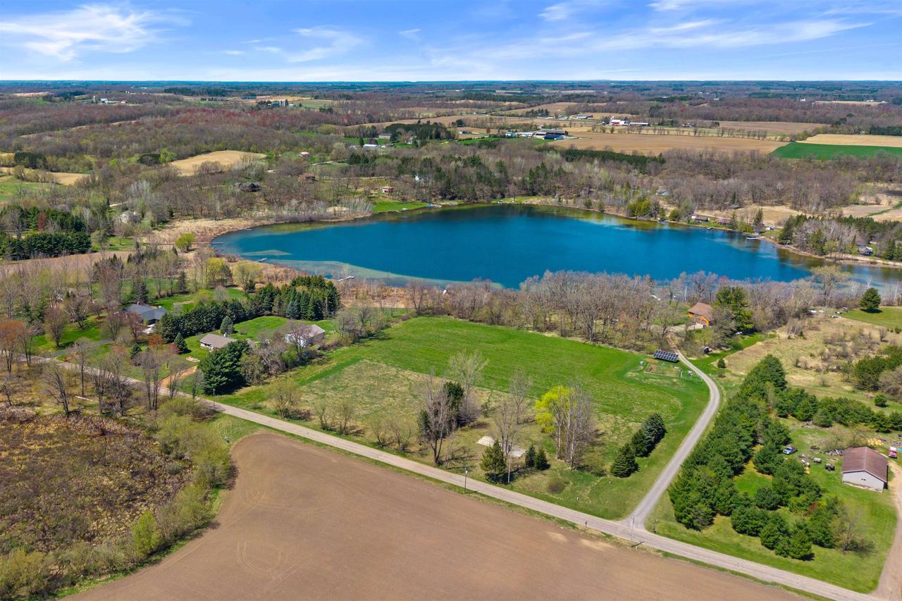 8130 Standing Rocks Rd, Amherst, WI 54406 - MLS 22501789 - Coldwell Banker