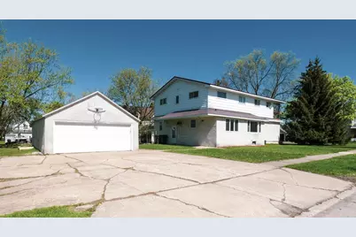 212 E 5th Street, Marshfield, WI 54449 - Photo 1