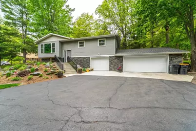 503 N 43rd Avenue, Wausau, WI 54401 - Photo 1