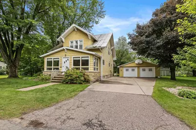 1140 W Jackson Avenue, Stevens Point, WI 54481 - Photo 1