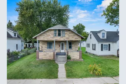 906 S Ash Avenue, Marshfield, WI 54449 - Photo 1