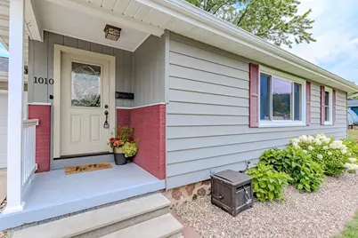 1010 Henrietta Street, Wausau, WI 54403 - Photo 1