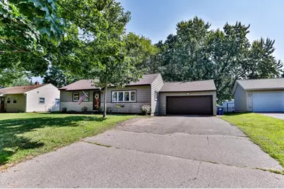 917 S 21st Place, Wausau, WI 54401 - Photo 1