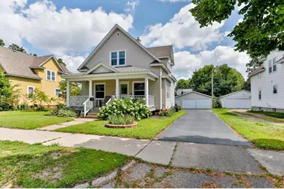 915 S 6th Avenue, Wausau, WI 54401 - Photo 1