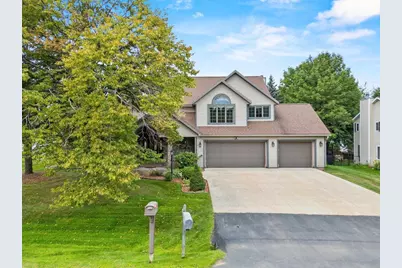 1006 N Columbus Avenue, Marshfield, WI 54449 - Photo 1