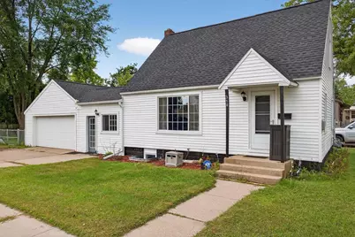 310 S 16th Street, Wisconsin Rapids, WI 54494 - Photo 1