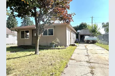 1241 S 11th Avenue, Wausau, WI 54401 - Photo 1