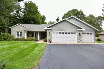 5640 Kingfisher Drive, Stevens Point, WI 54482 - Photo 1