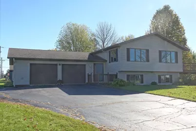 194 N 5th Street, Dorchester, WI 54425 - Photo 1