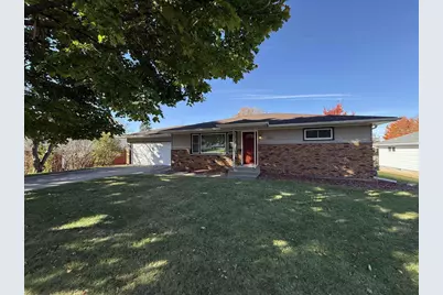 908 S 12th Street, Wausau, WI 54403 - Photo 1