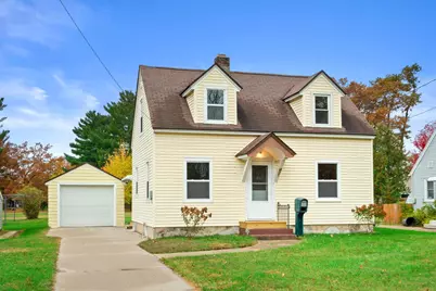 921 16th Street North, Wisconsin Rapids, WI 54494 - Photo 1