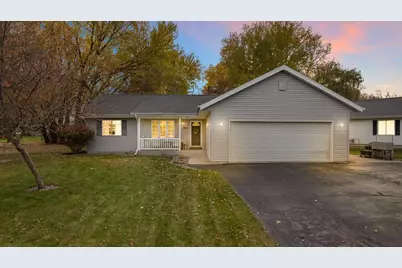 1412 E 26th Street, Marshfield, WI 54449 - Photo 1