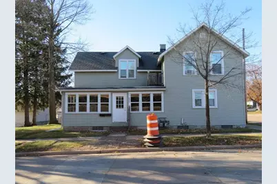 828 N 1st Avenue, Wausau, WI 54401 - Photo 1