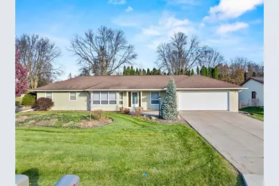 1311 N Wood Avenue, Marshfield, WI 54449 - Photo 1