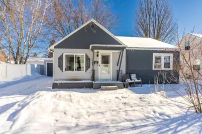 1019 N 8th Avenue, Wausau, WI 54401 - Photo 1