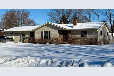 401 N Hume Avenue, Marshfield, WI 54449 - Photo 1