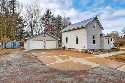 810 17th Avenue South, Wisconsin Rapids, WI 54495 - Photo 1